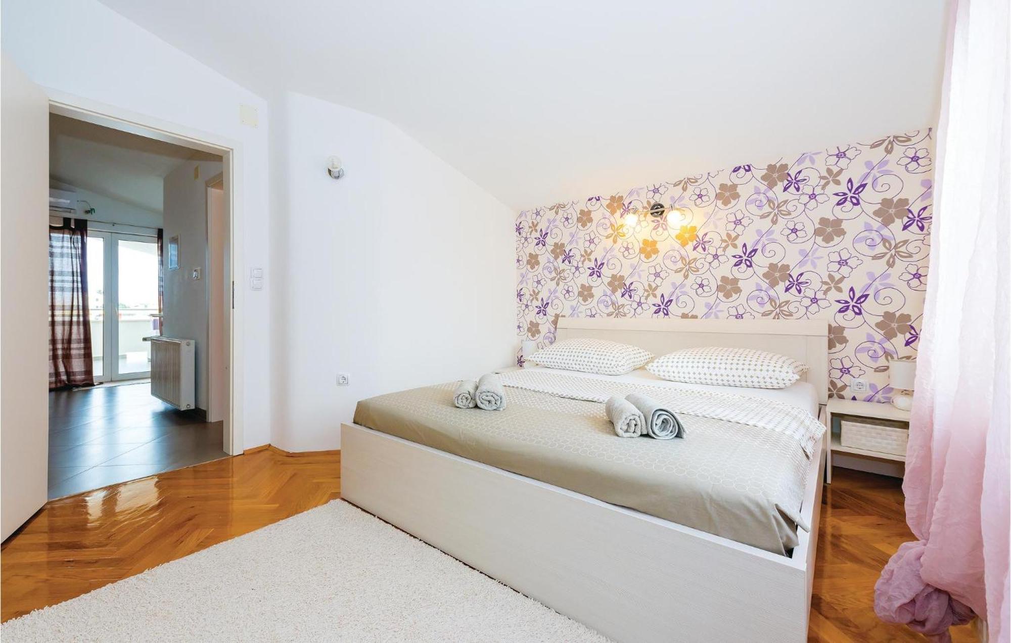 Nice Home In Sibenik With Kitchen Dış mekan fotoğraf